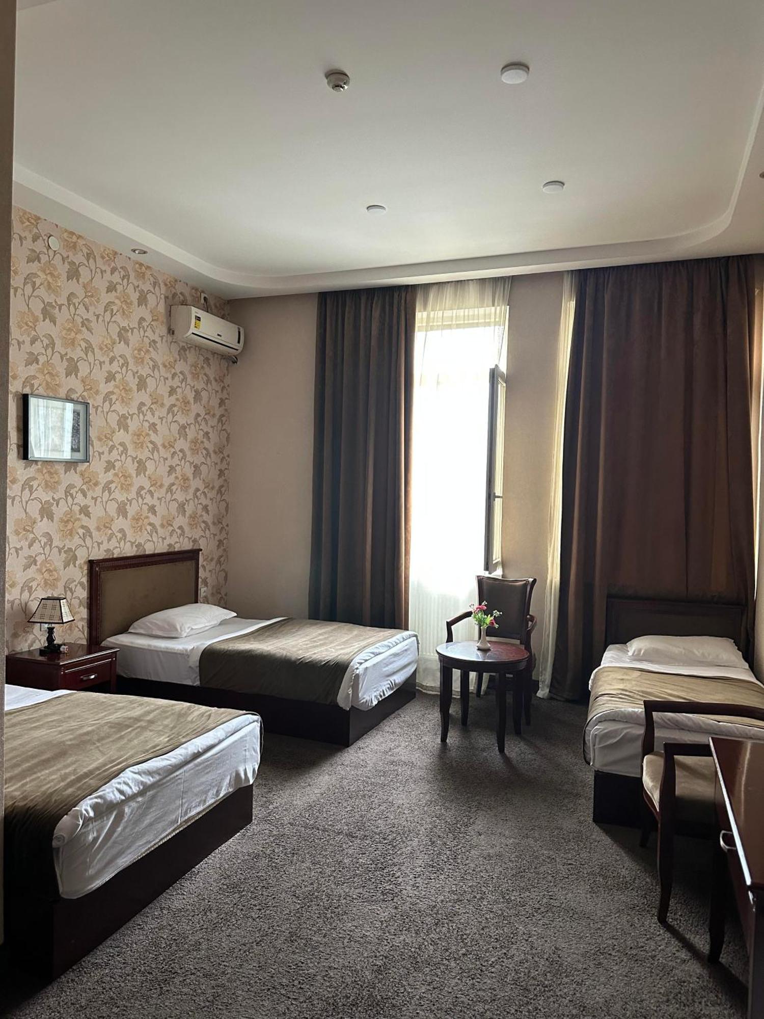 Margo Palace Hotel Tiflis Exterior foto